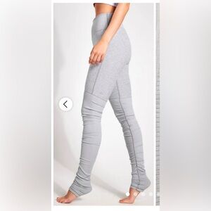 Alo Yoga Goddess Ribbed Legging Medium